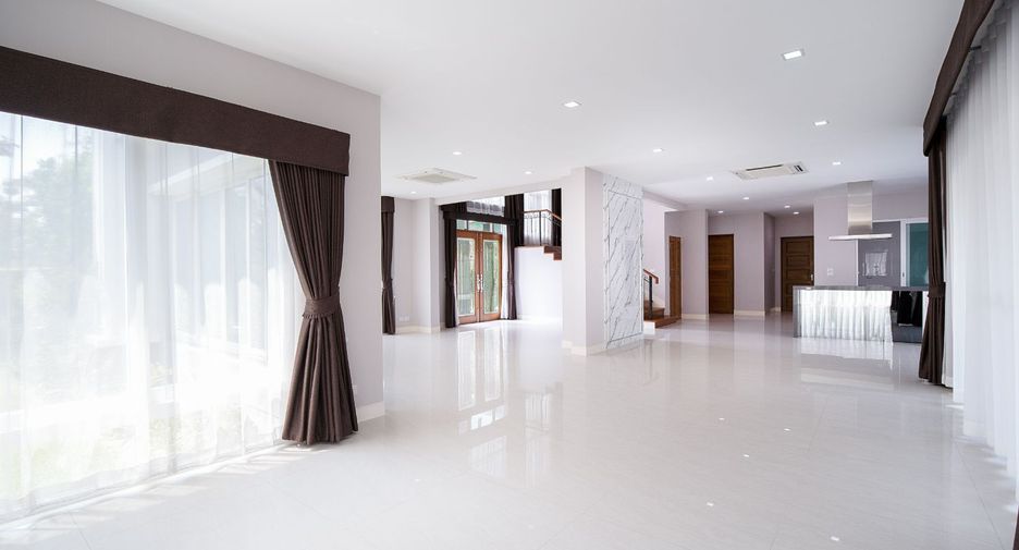 For sale 4 bedrooms house in Bang Kruai, Nonthaburi