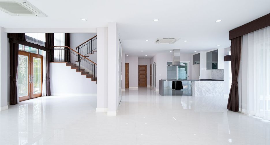 For sale 4 bedrooms house in Bang Kruai, Nonthaburi