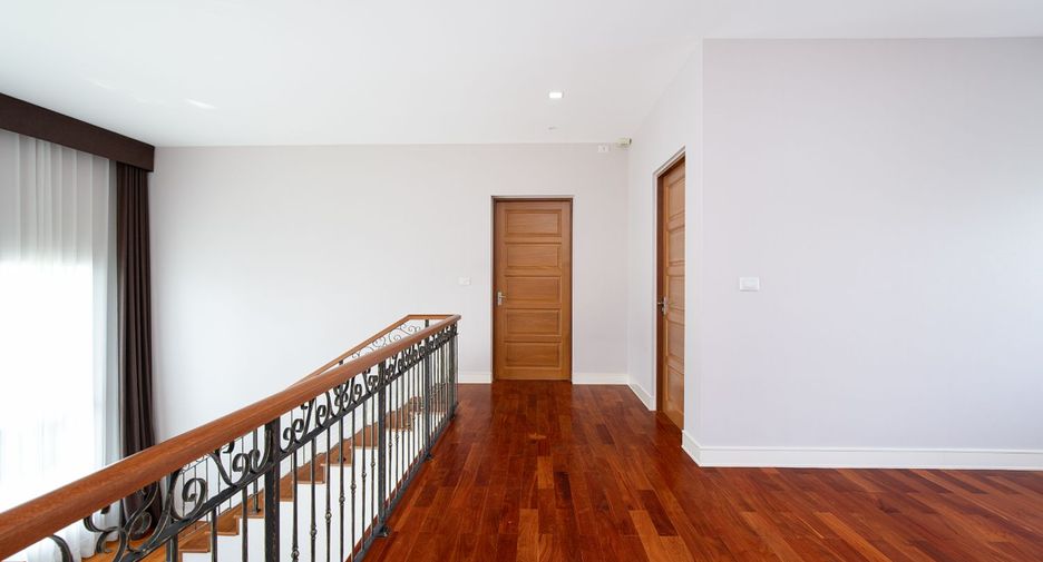 For sale 4 bedrooms house in Bang Kruai, Nonthaburi
