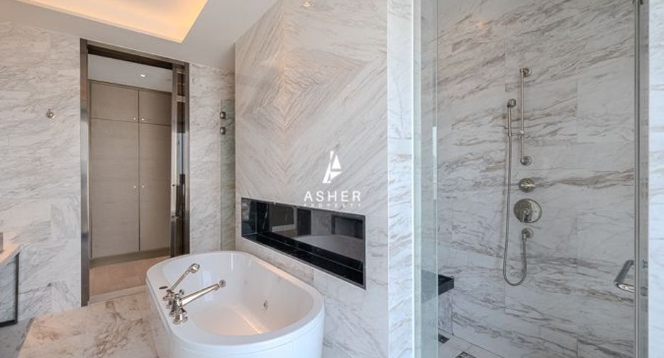 For sale 3 bed condo in Khlong San, Bangkok