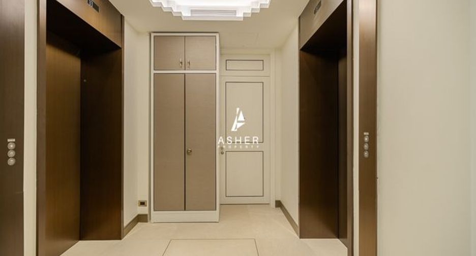 For sale 3 bed condo in Khlong San, Bangkok