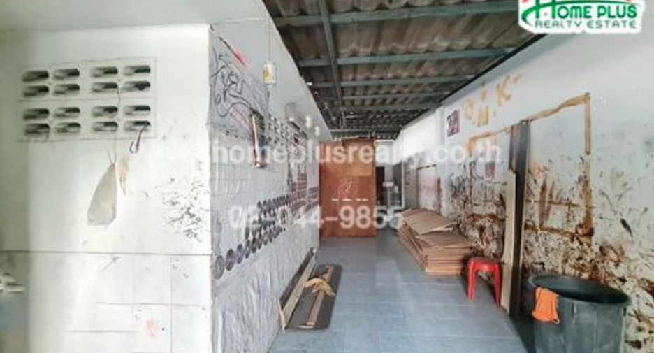 For sale retail Space in Bang Na, Bangkok