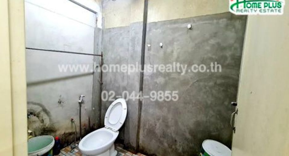 For sale retail Space in Bang Na, Bangkok