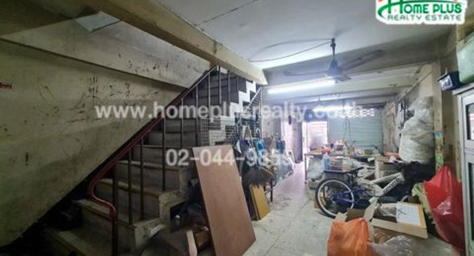 For sale retail Space in Bang Na, Bangkok