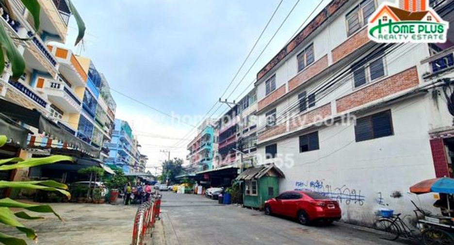 For sale retail Space in Bang Na, Bangkok