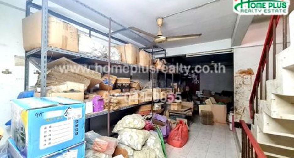 For sale retail Space in Bang Na, Bangkok