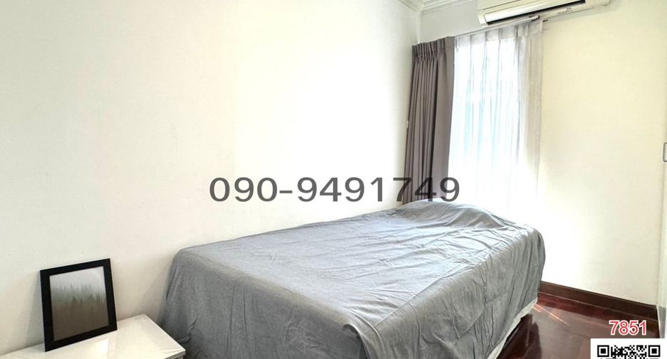 For rent 3 bedrooms condo in Watthana, Bangkok