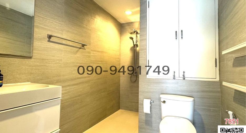 For rent 3 bedrooms condo in Watthana, Bangkok