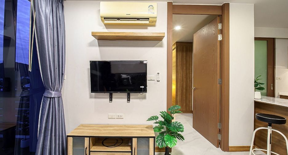À vendre 1 chambre condo à Si Racha, Chonburi