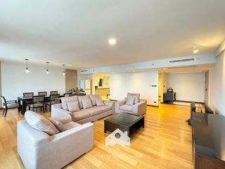 For rent 3 bed condo in Pathum Wan, Bangkok