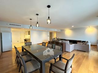For rent 3 bed condo in Pathum Wan, Bangkok
