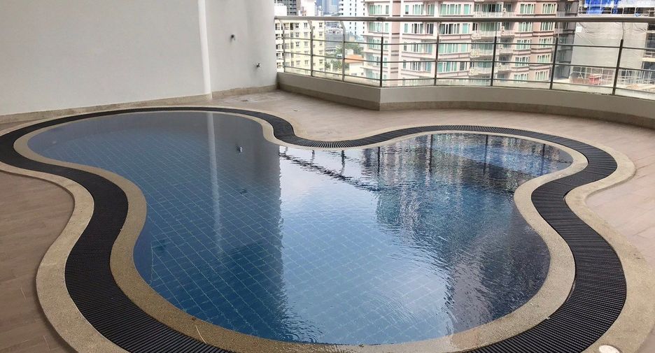 ให้เช่า 4 ห้องนอน คอนโด ใน คลองเตย, กรุงเทพฯ