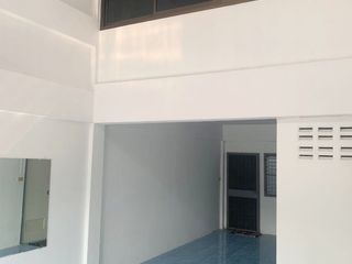 For sale 2 bed retail Space in Nakhon Chai Si, Nakhon Pathom