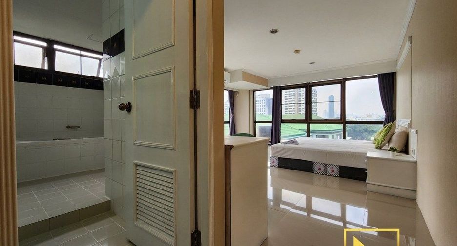 For rent 2 ベッドルーム condo in Watthana, Bangkok