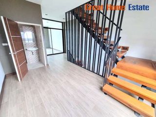 For sale 3 bedrooms retail Space in Hua Hin, Prachuap Khiri Khan