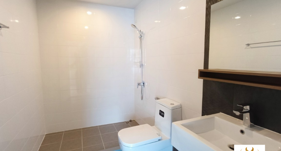 Local comercial en alquiler de 3 habitaciones en Bang Phli, Samut Prakan