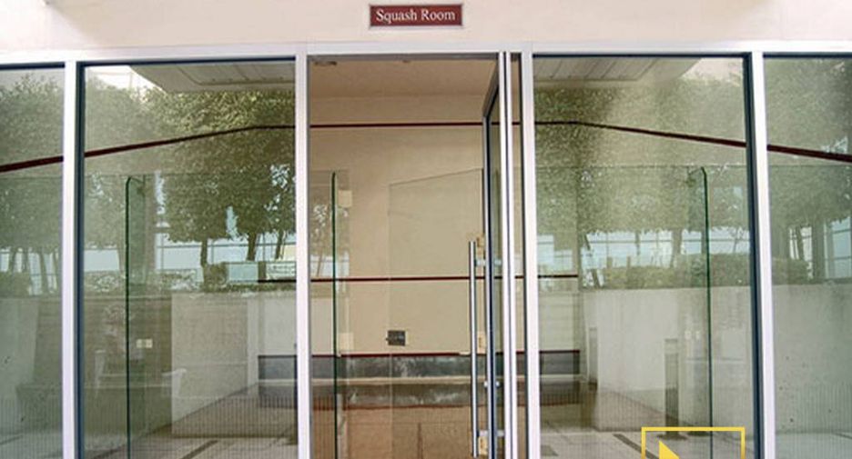 For rent 2 bedrooms condo in Ratchathewi, Bangkok