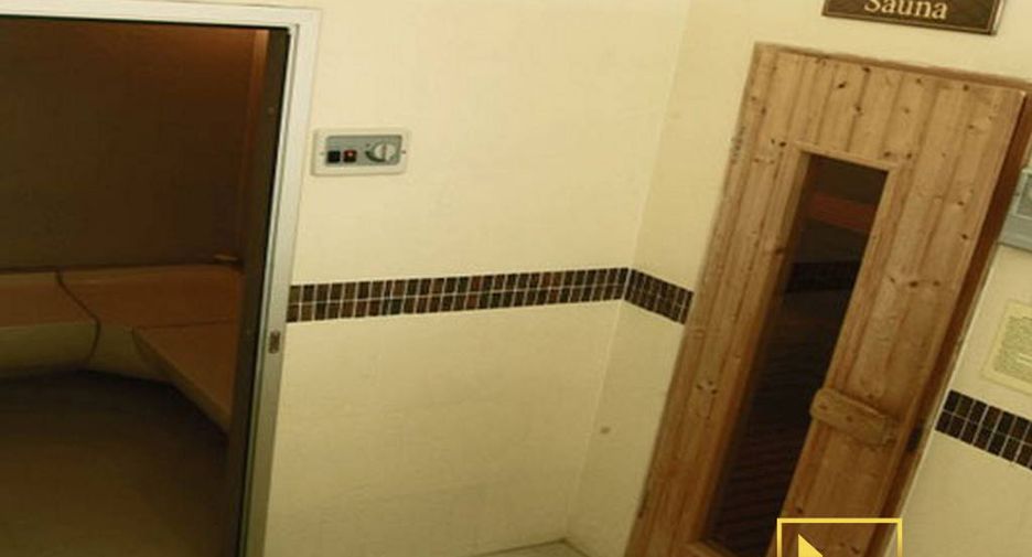 For rent 2 bedrooms condo in Ratchathewi, Bangkok