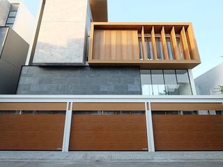 For sale 8 bed office in Lat Phrao, Bangkok