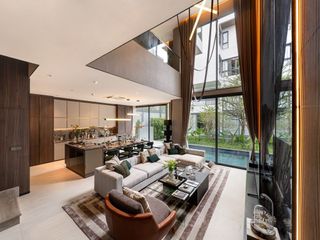 For sale 3 Beds house in Huai Khwang, Bangkok