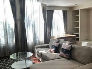 For sale 4 bedrooms townhouse in Watthana, Bangkok