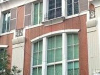 For sale 4 bedrooms townhouse in Watthana, Bangkok