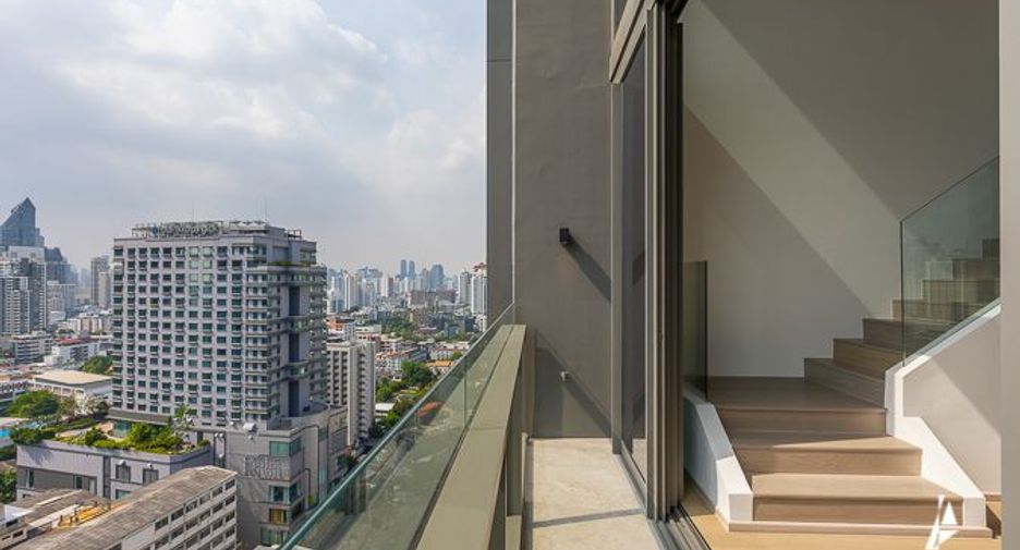 ขาย 2 ห้องนอน คอนโด ใน คลองเตย, กรุงเทพฯ