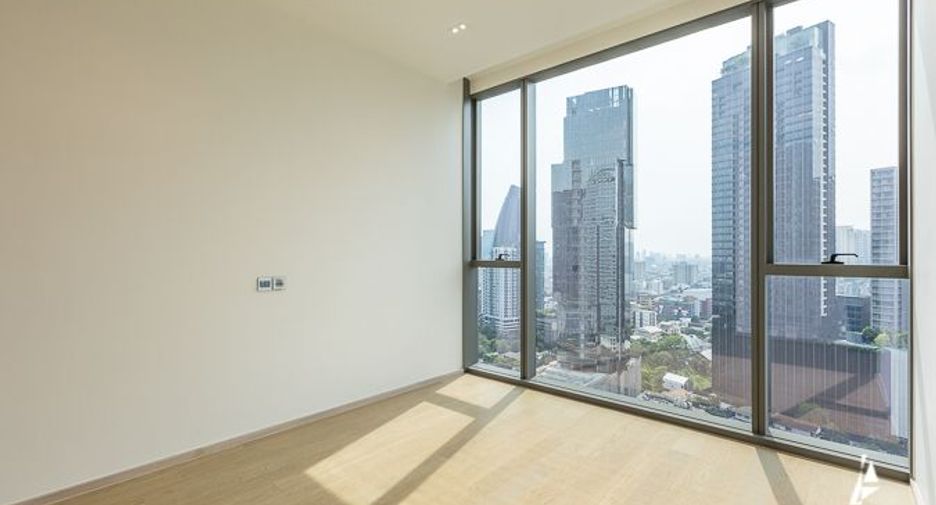 ขาย 2 ห้องนอน คอนโด ใน คลองเตย, กรุงเทพฯ