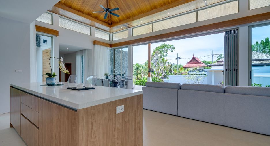 For sale 4 bedrooms villa in Thalang, Phuket