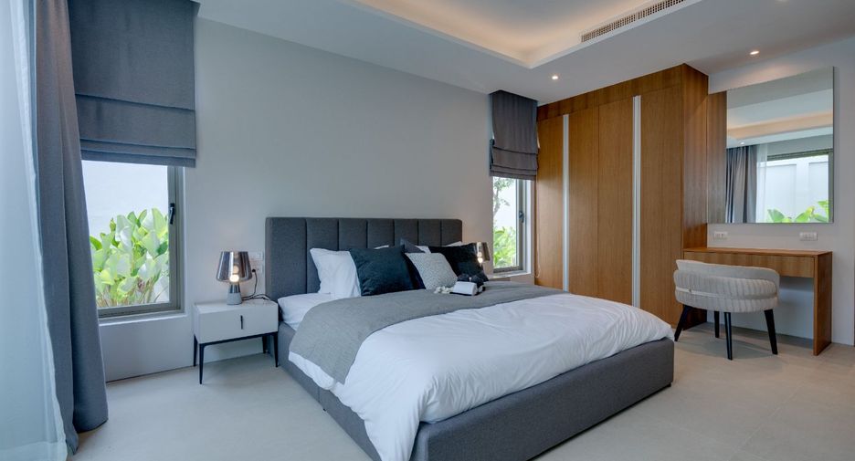 For sale 4 bedrooms villa in Thalang, Phuket