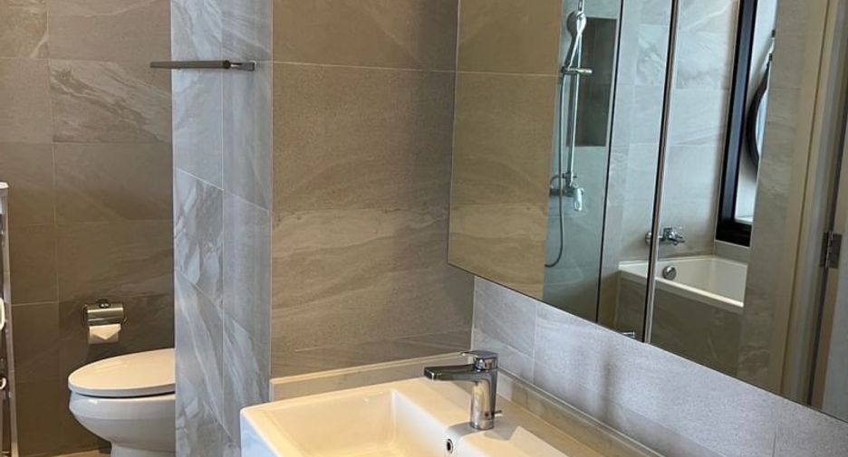 For sale 1 bed condo in Si Racha, Chonburi