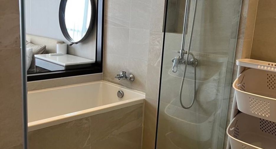 For sale 1 bed condo in Si Racha, Chonburi
