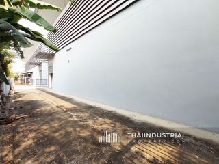 For rent warehouse in Lam Luk Ka, Pathum Thani