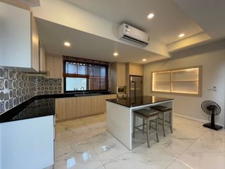 Villa zur Miete mit 5 Zimmer in Bang Lamung, Chonburi