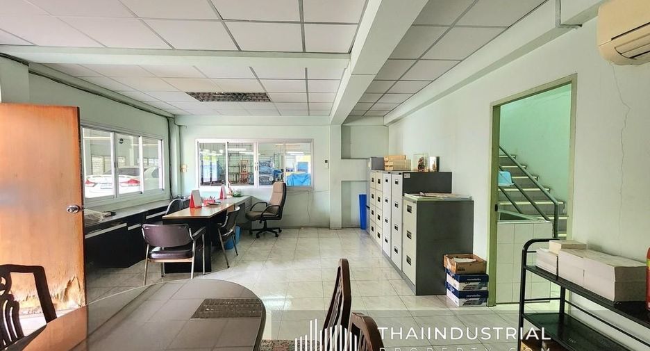 For sale warehouse in Pak Kret, Nonthaburi