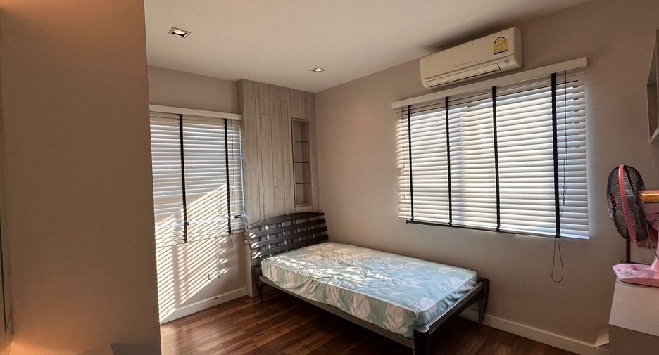For sale そして for rent 4 Beds house in Bang Khun Thian, Bangkok