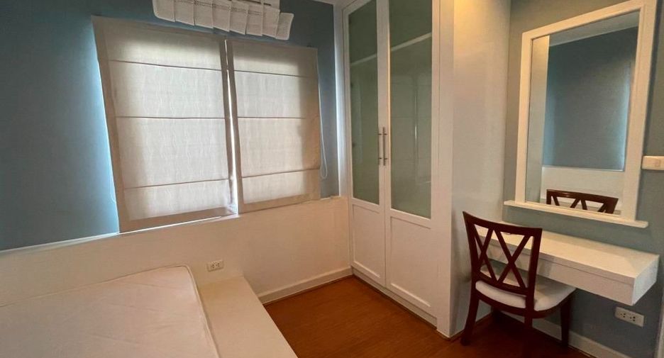 Casa en alquiler y en venta de 3 habitaciones en Lat Krabang, Bangkok