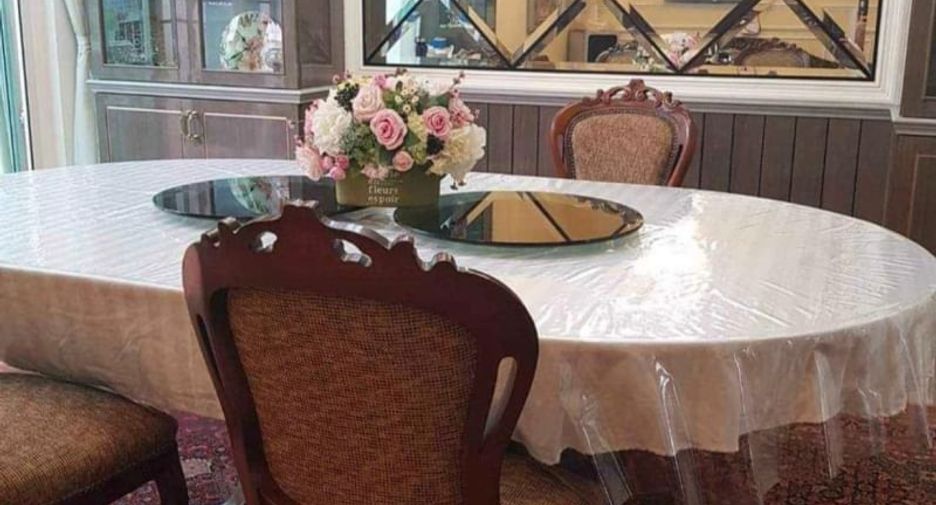 Reihenhaus zum Kauf mit 4 Zimmer in Yan Nawa, Bangkok