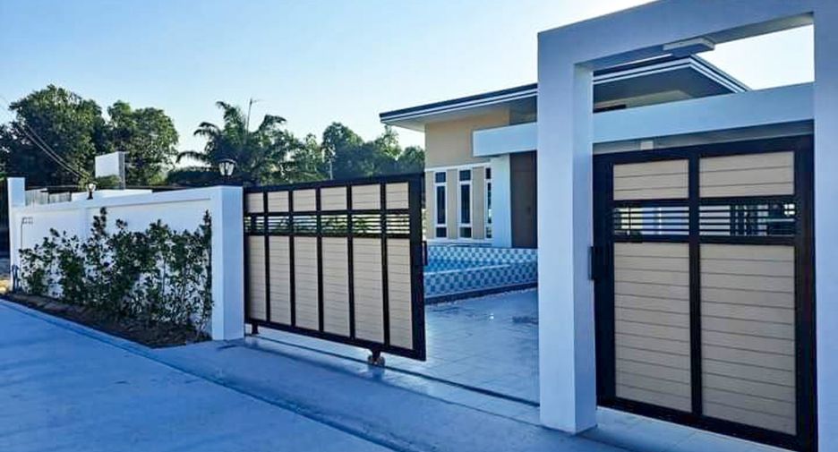 For sale 3 bedrooms villa in Cha Am, Phetchaburi