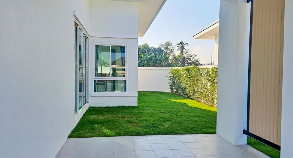For sale 3 bedrooms villa in Cha Am, Phetchaburi