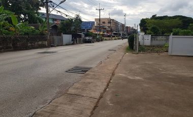 For rent and for sale 6 bedrooms retail Space in Mueang Uttaradit, Uttaradit