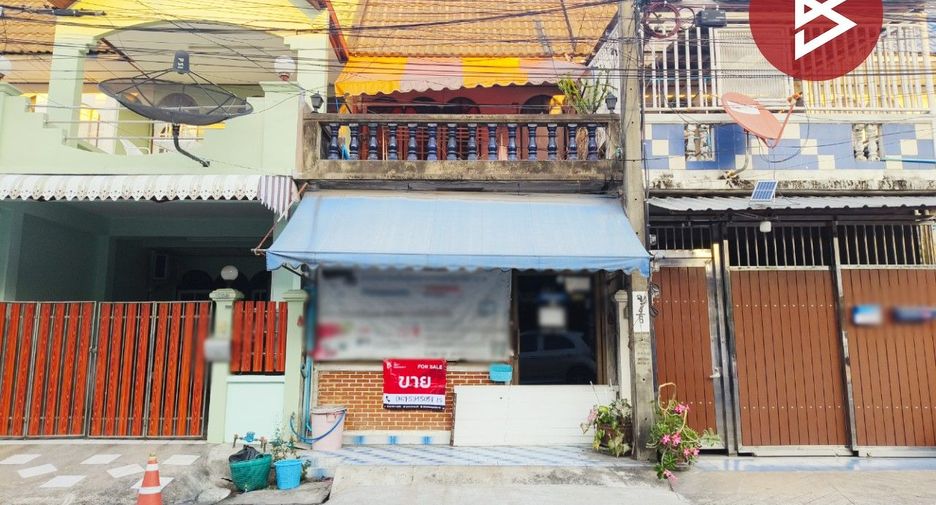 For sale 2 Beds townhouse in Bang Kapi, Bangkok