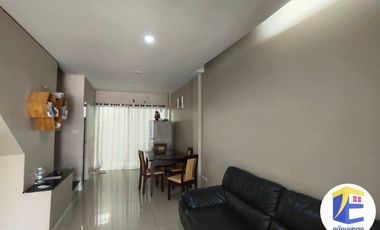 À vendre 3 chambres maison de ville à Bang Bon, Bangkok