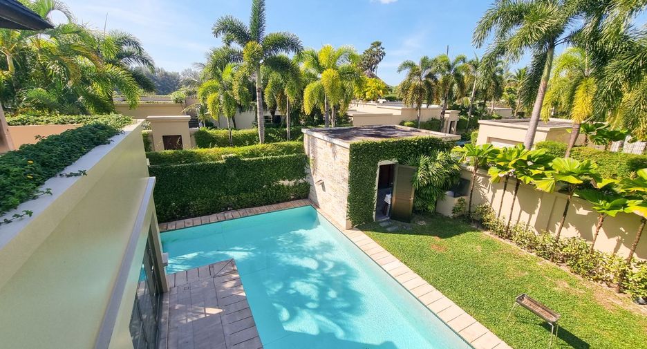 For sale 3 bedrooms villa in Thalang, Phuket