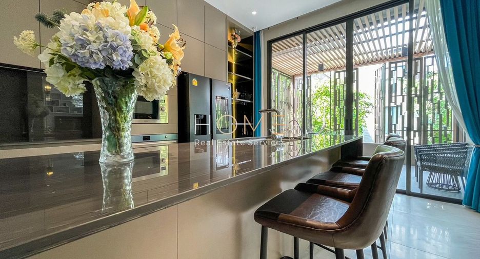 À vendre 5 chambres maison à Saphan Sung, Bangkok