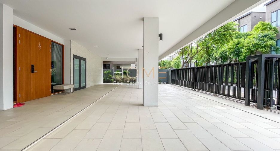 À vendre 5 chambres maison à Saphan Sung, Bangkok