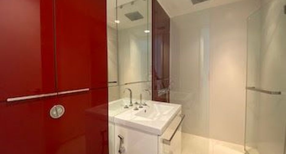 Condo en alquiler y en venta de 2 habitaciones en Pathum Wan, Bangkok