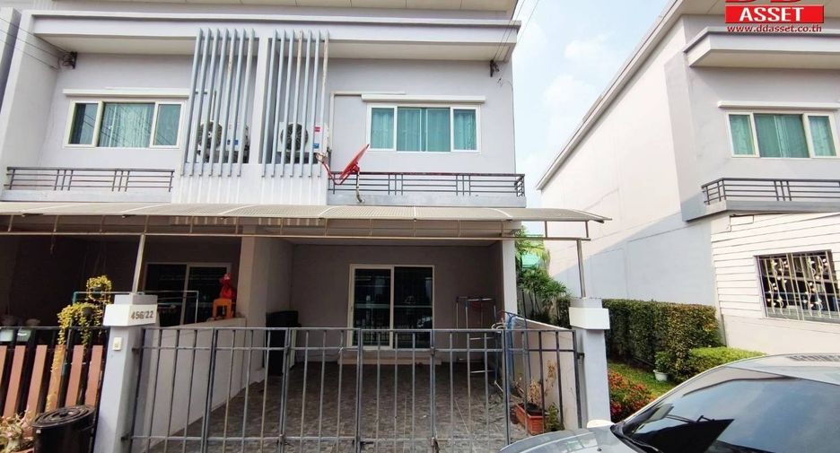 For rent and for sale 3 bed townhouse in Bang Khen, Bangkok