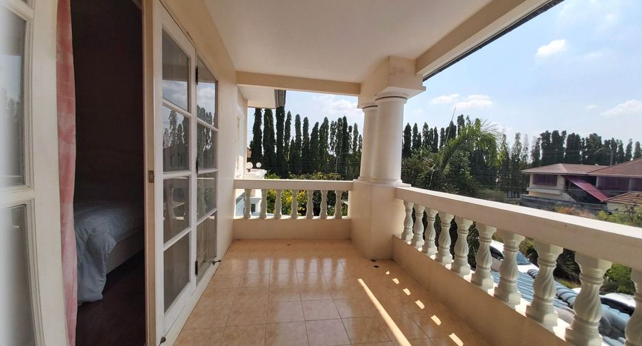 For sale 4 bedrooms house in Nong Chok, Bangkok