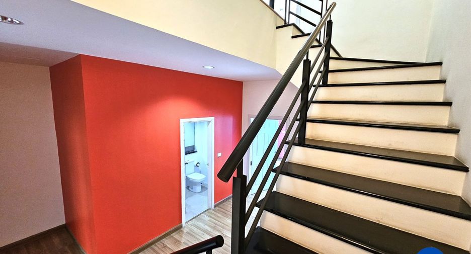 For sale 4 bedrooms retail Space in Bueng Kum, Bangkok